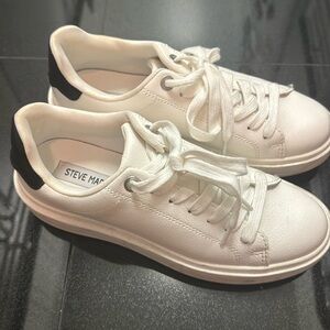 Steve Madden sneakers